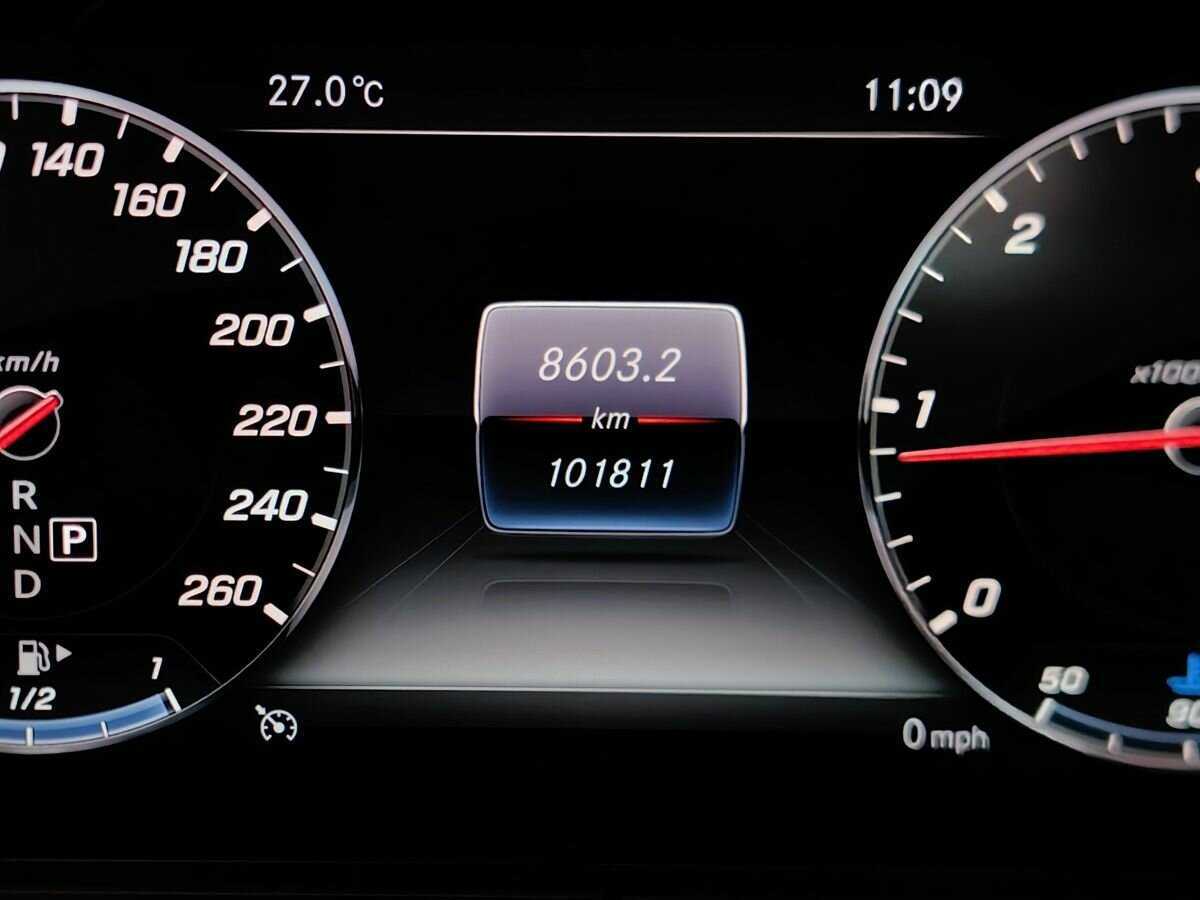 Mercedes-Benz E-Класс с пробегом — 2018 год. Фото: #16