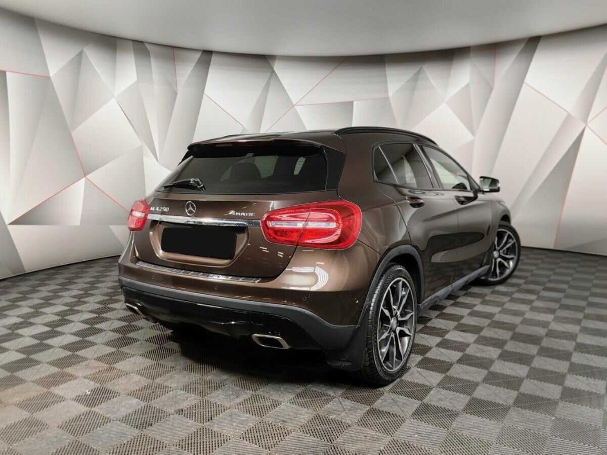 Mercedes-Benz GLA с пробегом — 2014 год. Фото: #1