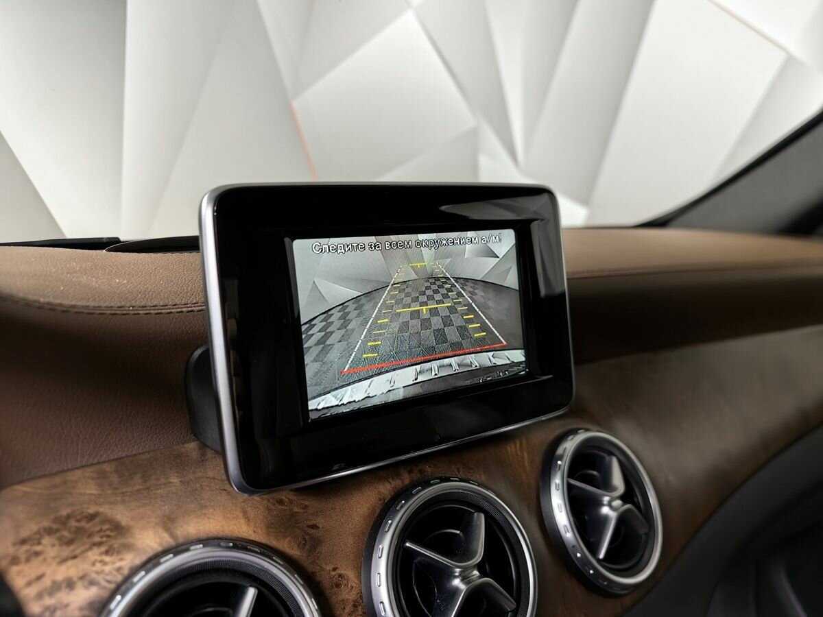 Mercedes-Benz GLA с пробегом — 2014 год. Фото: #15