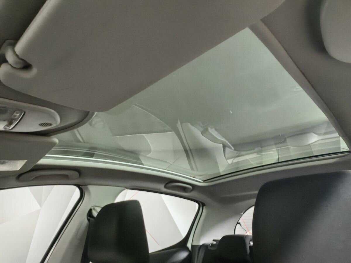 Peugeot 308 с пробегом — 2012 год. Фото: #15