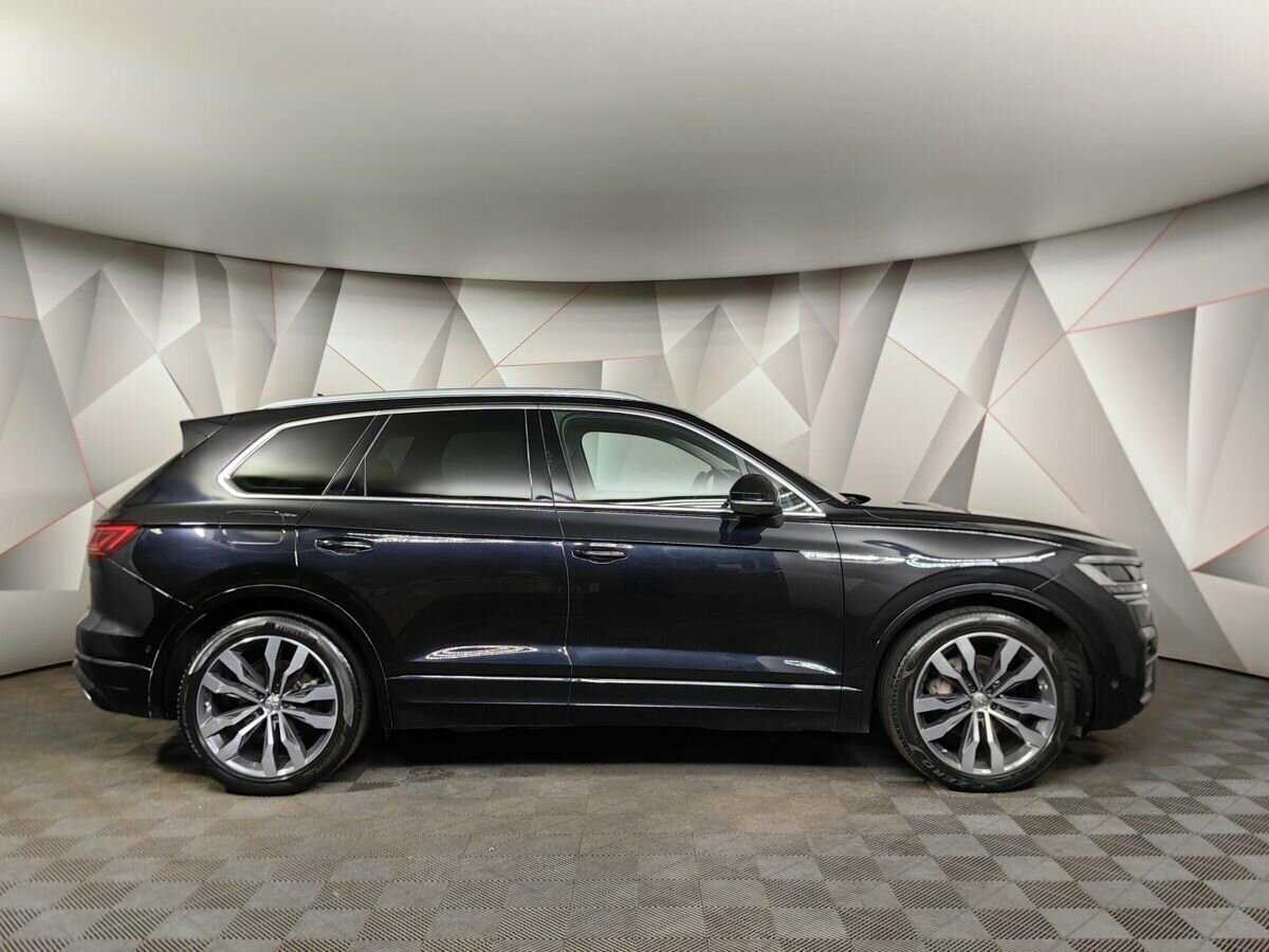 Volkswagen Touareg с пробегом — 2019 год. Фото: #5
