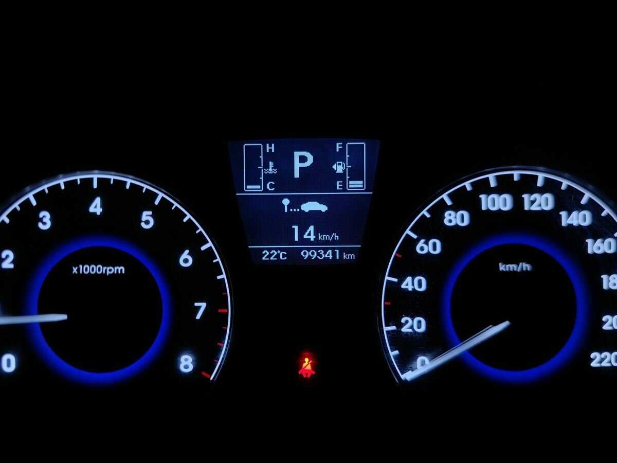 Hyundai Solaris с пробегом — 2014 год. Фото: #15