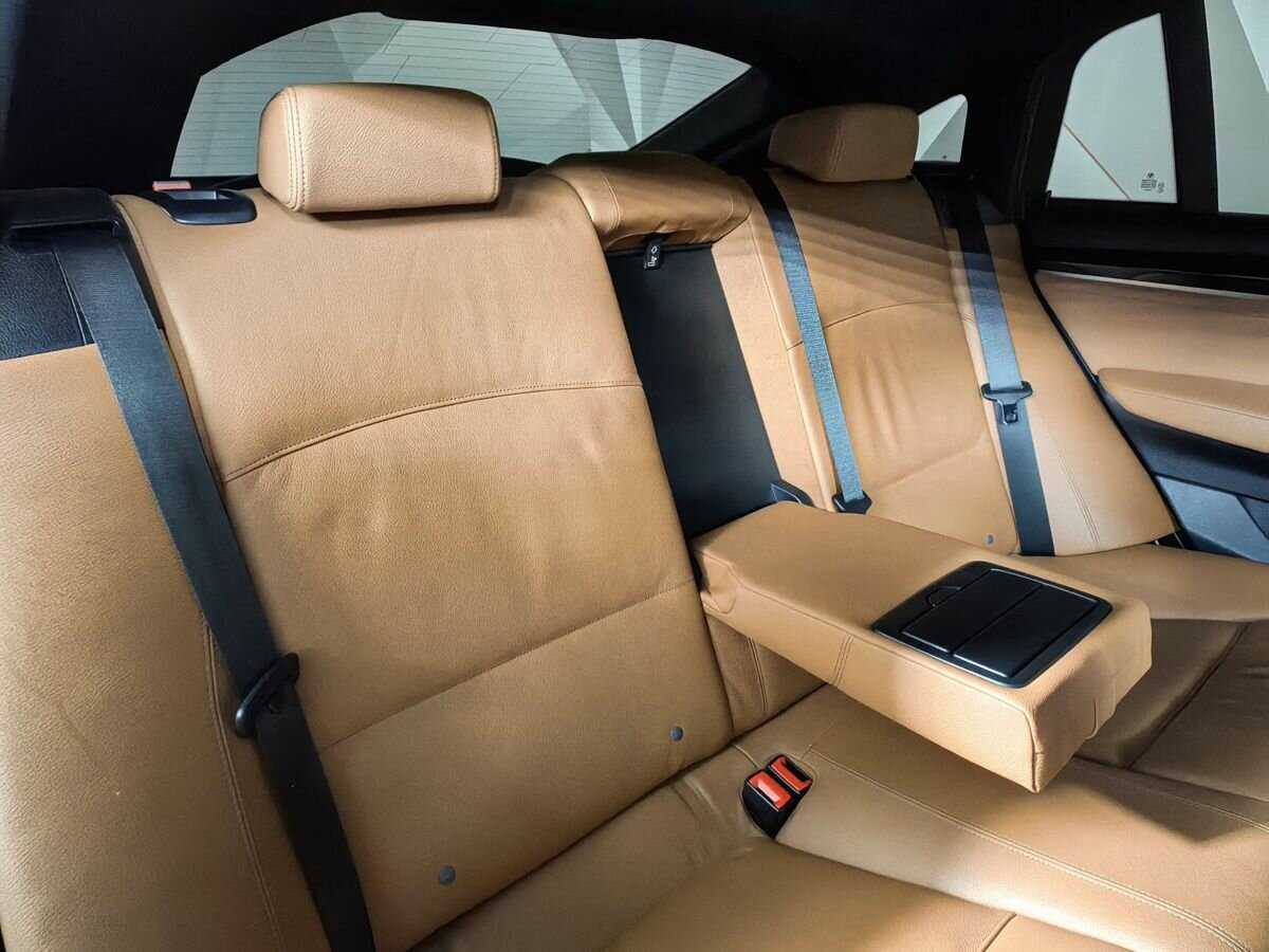 BMW X4 с пробегом — 2016 год. Фото: #11