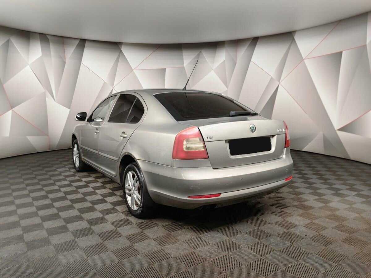 Skoda Octavia с пробегом — 2010 год. Фото: #3