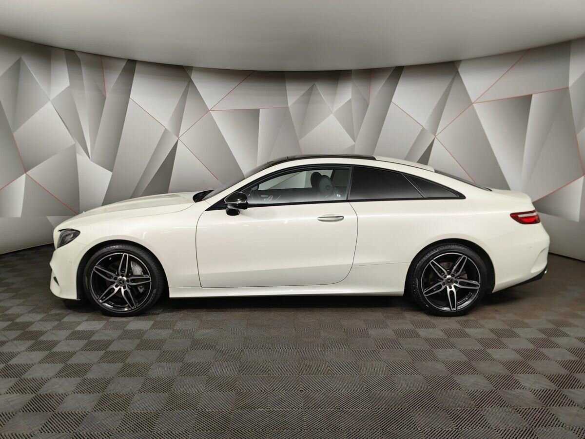 Mercedes-Benz E-Класс с пробегом — 2017 год. Фото: #4