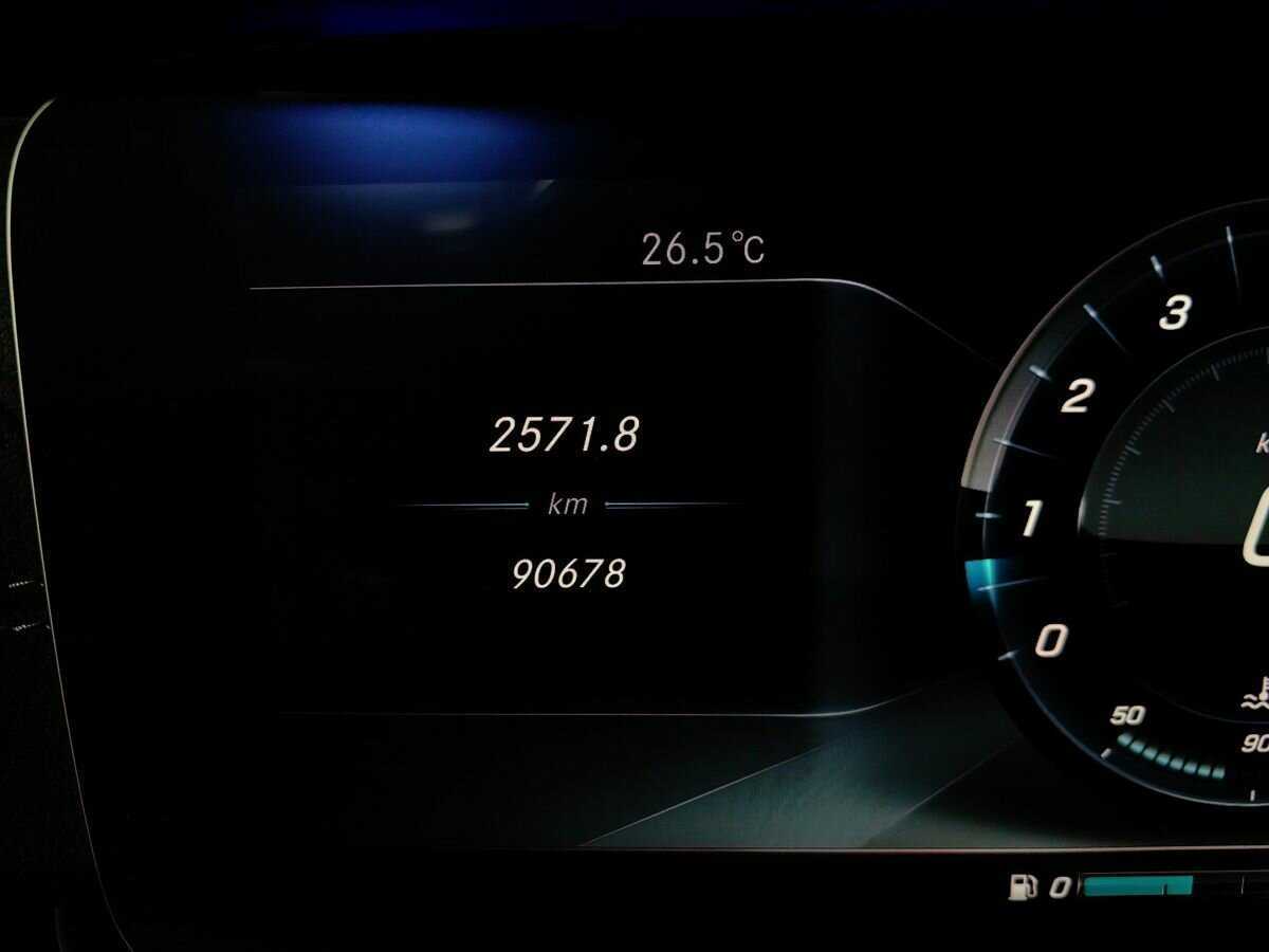 Mercedes-Benz E-Класс с пробегом — 2017 год. Фото: #13