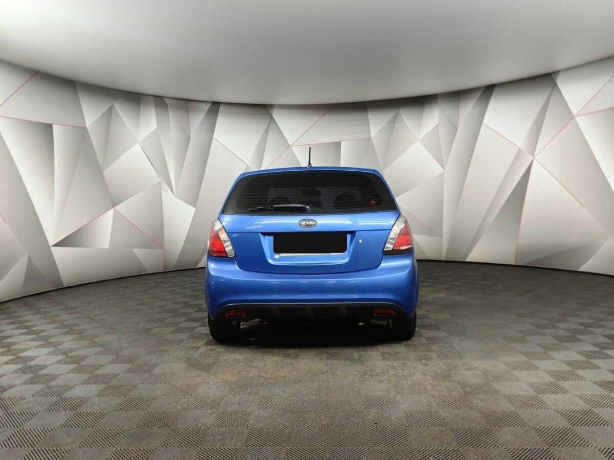 Kia Rio с пробегом — 2010 год. Фото: #7