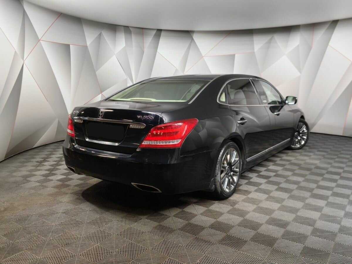 Hyundai Equus с пробегом — 2013 год. Фото: #1