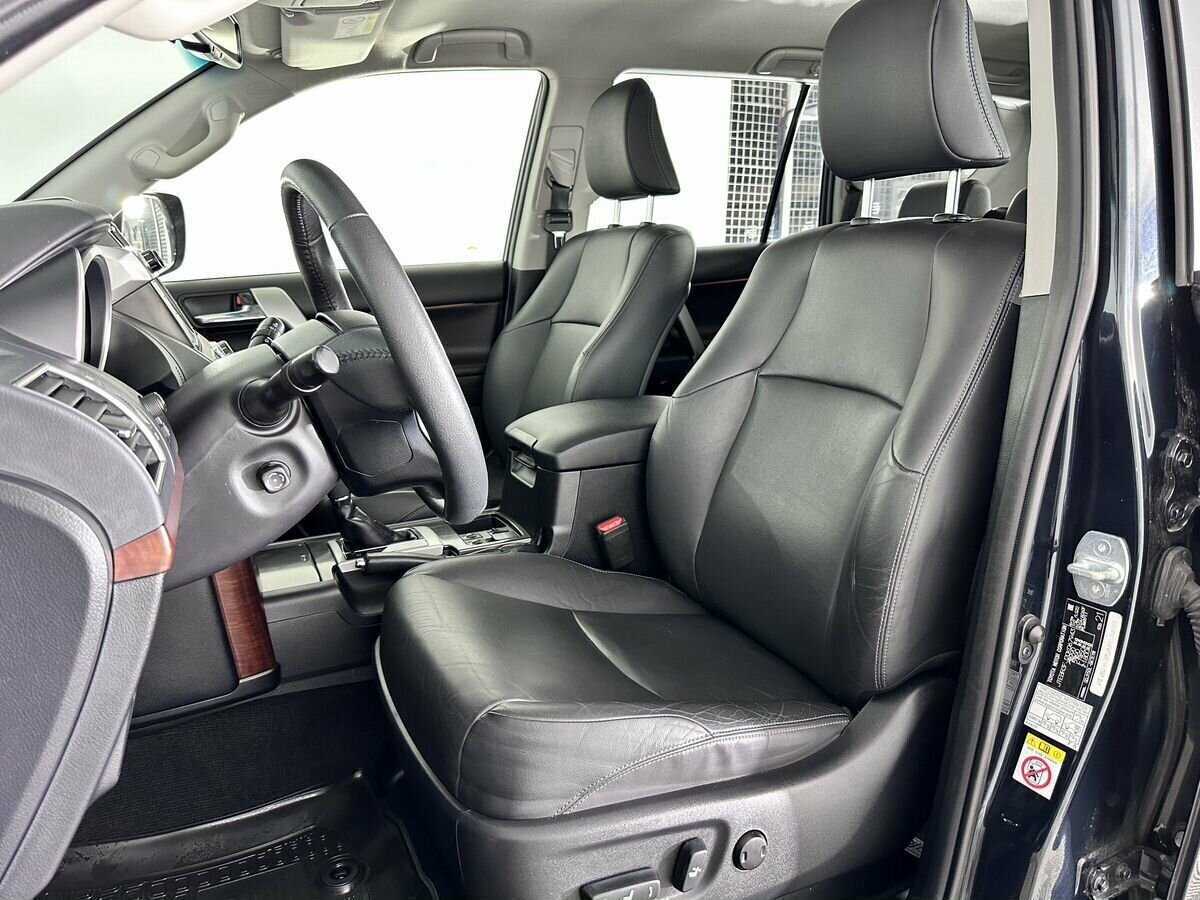 Toyota Land Cruiser Prado с пробегом — 2017 год. Фото: #7