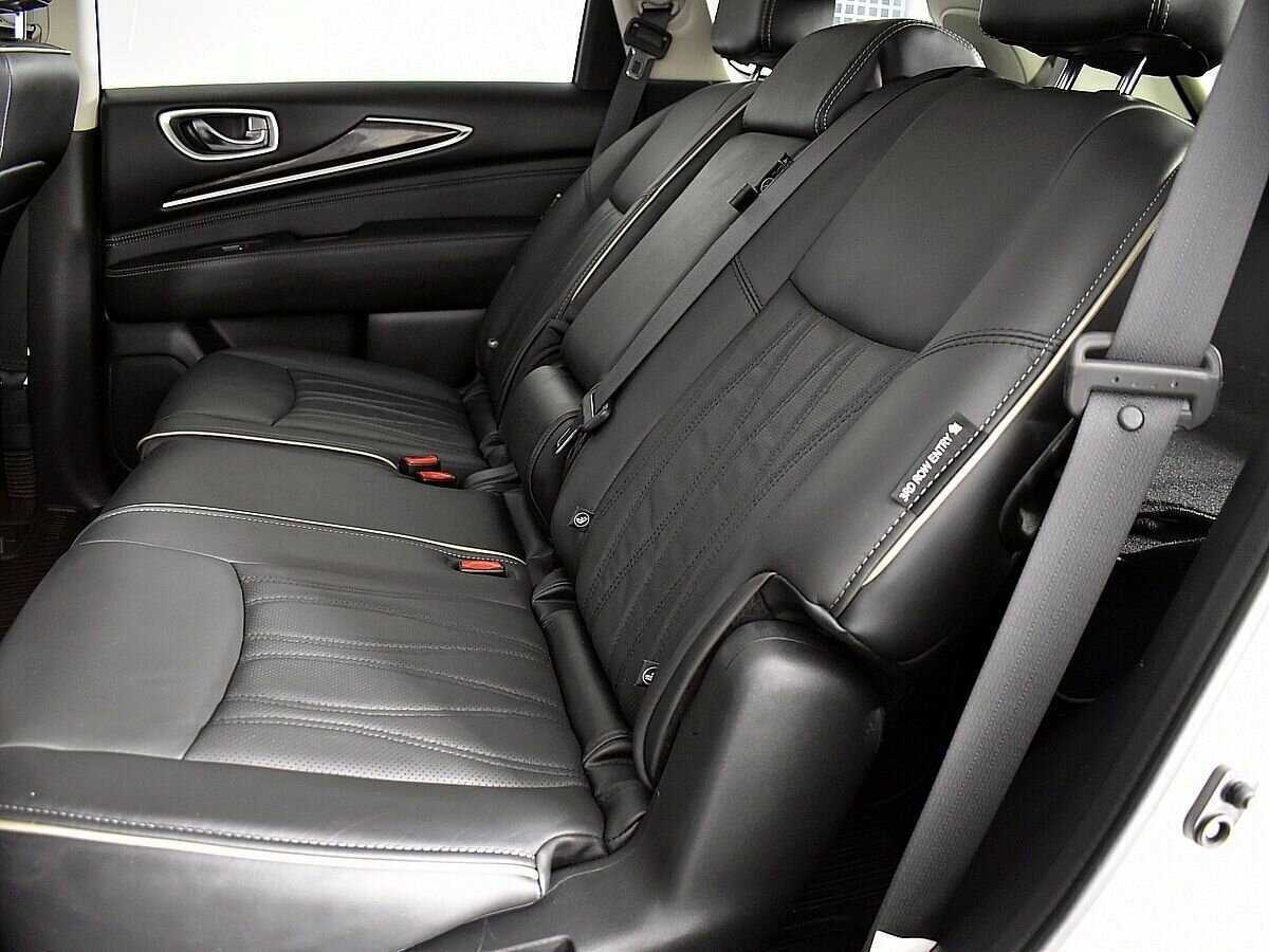 Infiniti QX60 с пробегом — 2018 год. Фото: #8