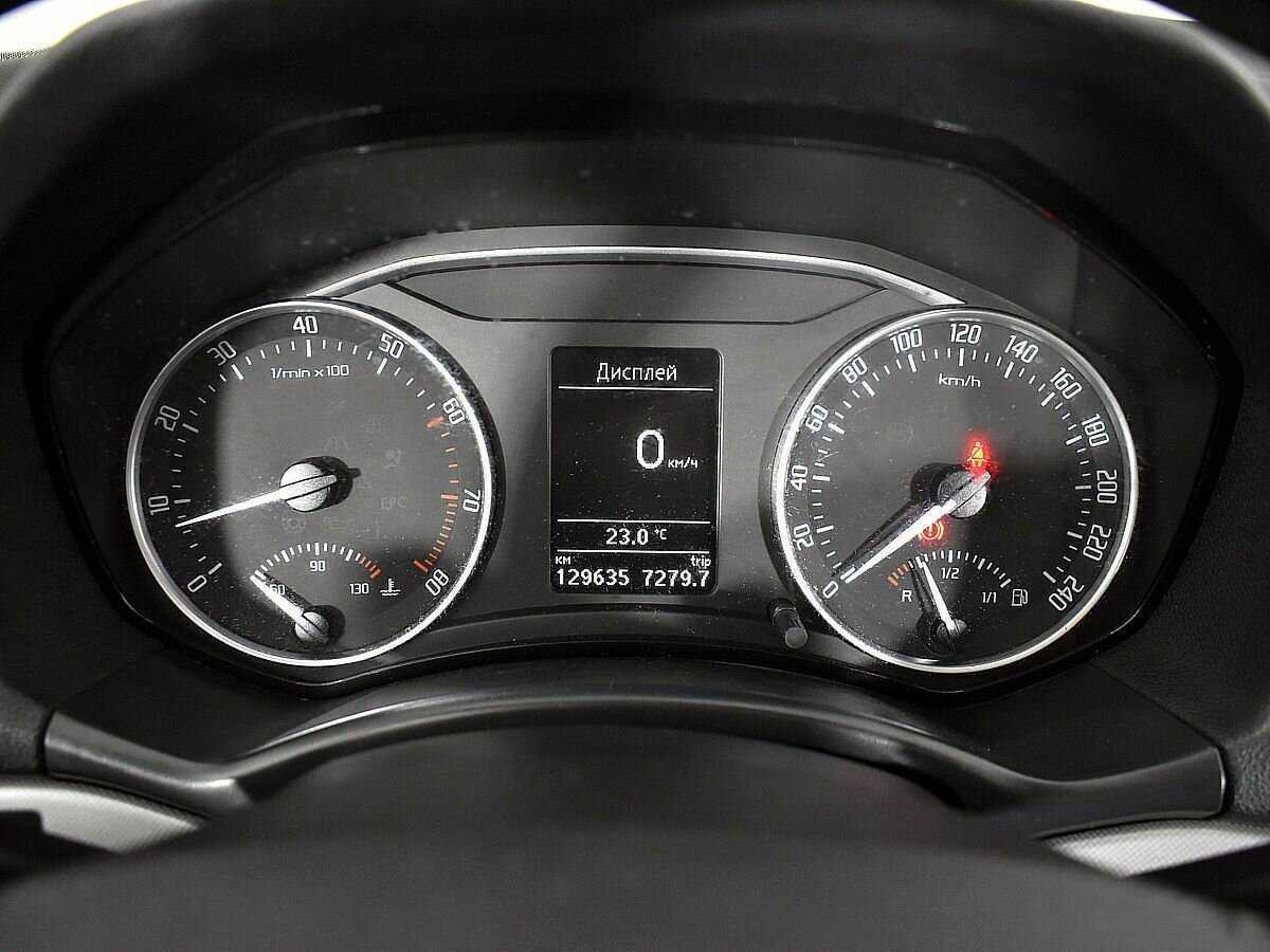 Skoda Octavia с пробегом — 2010 год. Фото: #11