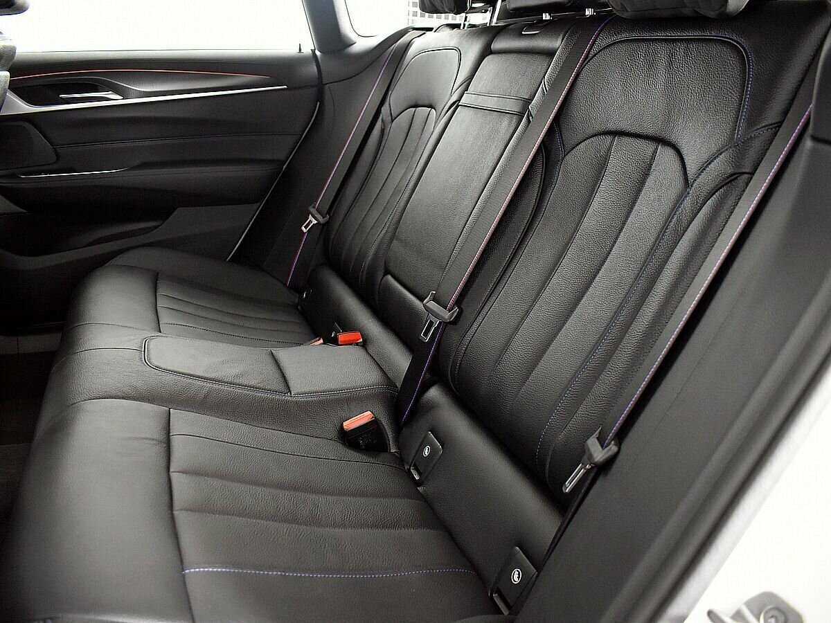 BMW 6 серии с пробегом — 2021 год. Фото: #8