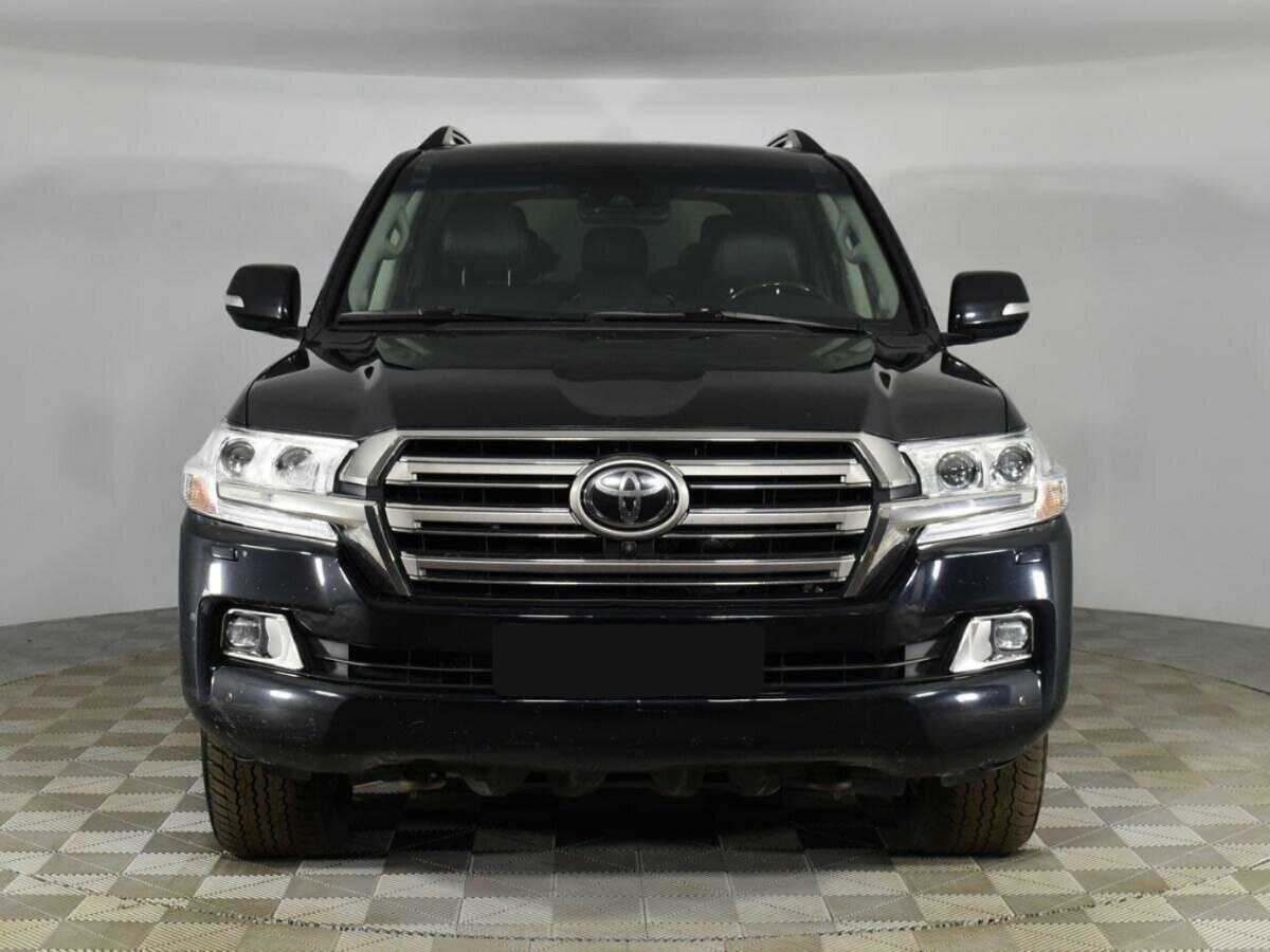Toyota Land Cruiser с пробегом — 2017 год. Фото: #2