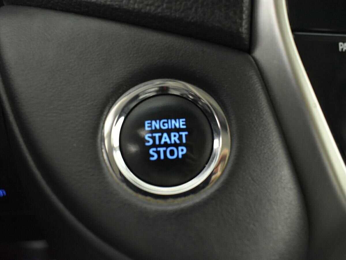 Toyota Land Cruiser с пробегом — 2017 год. Фото: #15