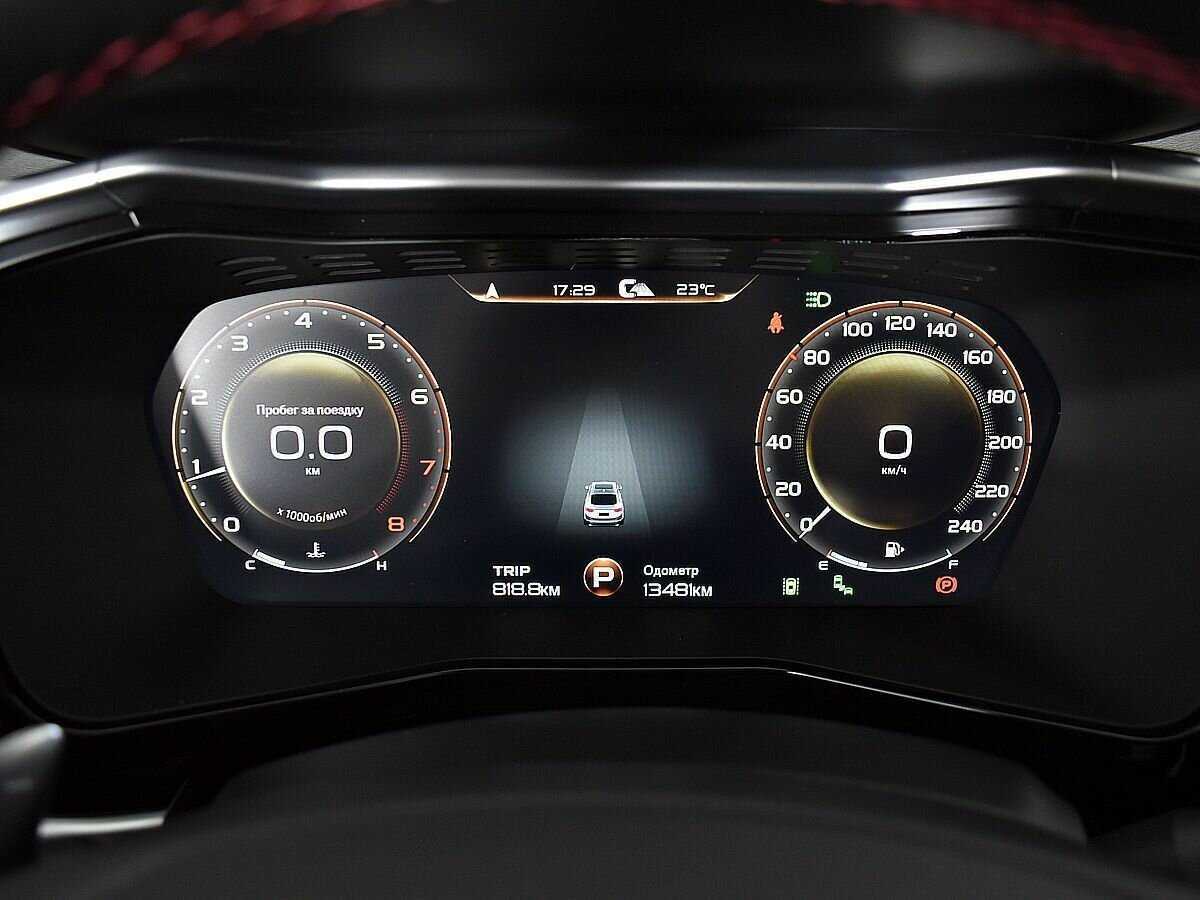Geely Tugella с пробегом — 2023 год. Фото: #11