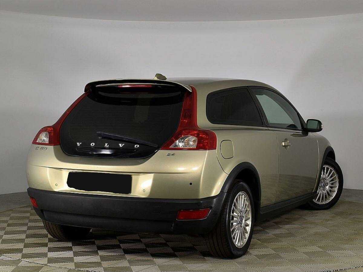 Volvo C30 с пробегом — 2008 год. Фото: #1