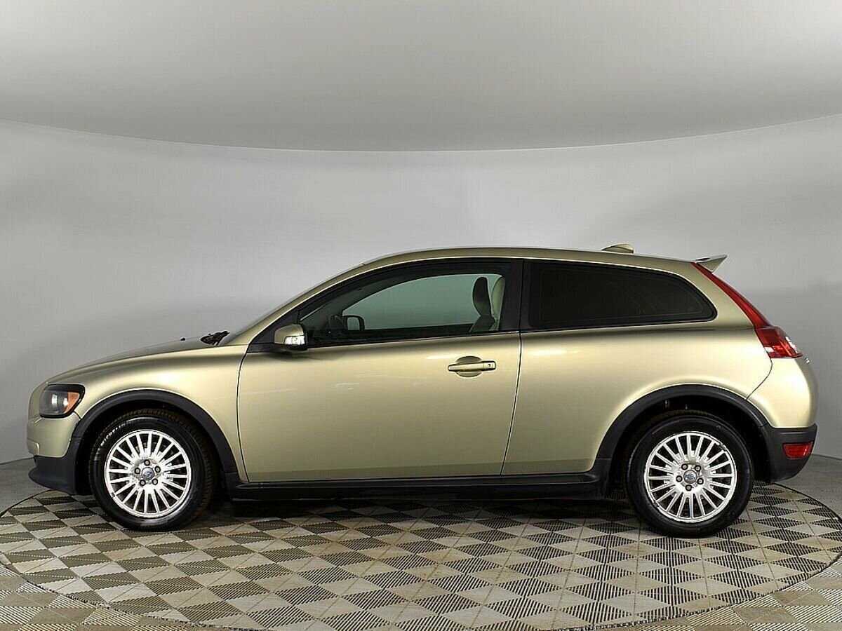 Volvo C30 с пробегом — 2008 год. Фото: #5