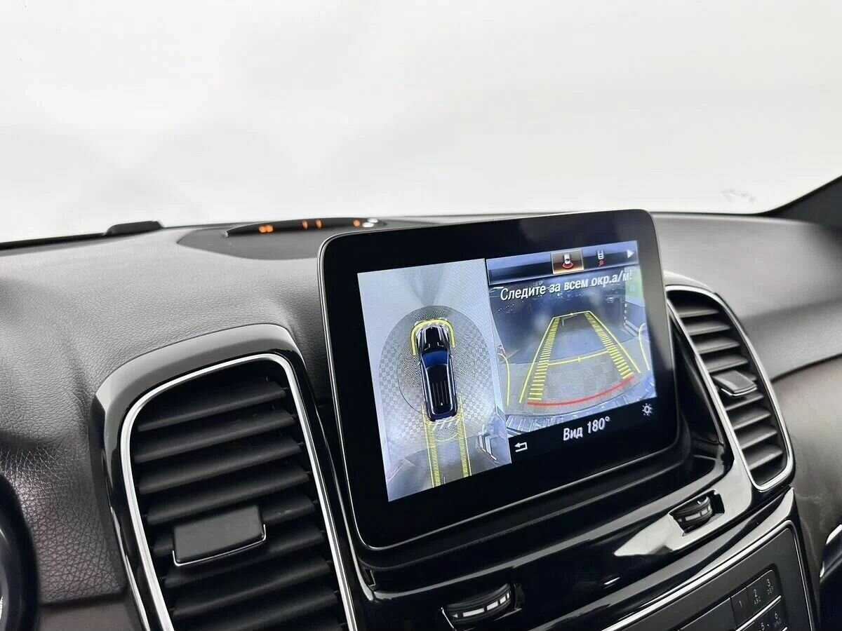 Mercedes-Benz GLE с пробегом — 2017 год. Фото: #12