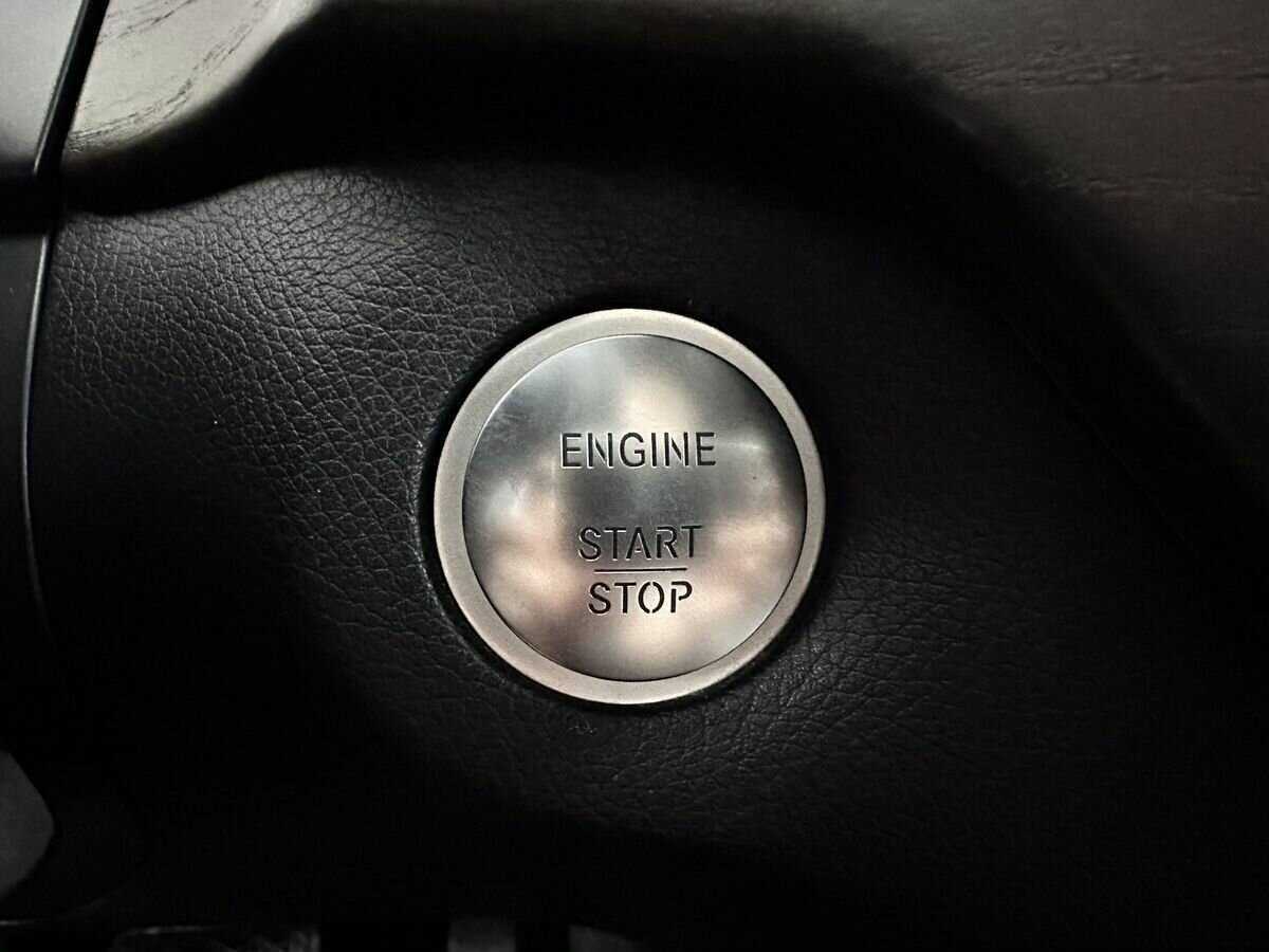 Mercedes-Benz GLE с пробегом — 2017 год. Фото: #13