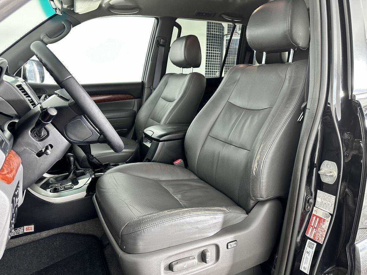 Toyota Land Cruiser Prado с пробегом — 2004 год. Фото: #6