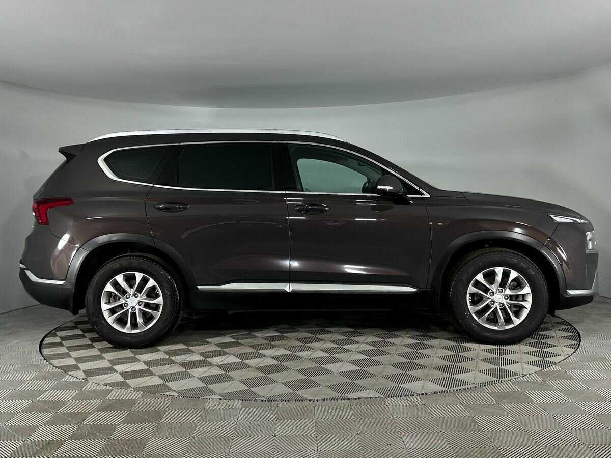 Hyundai Santa Fe с пробегом — 2021 год. Фото: #4