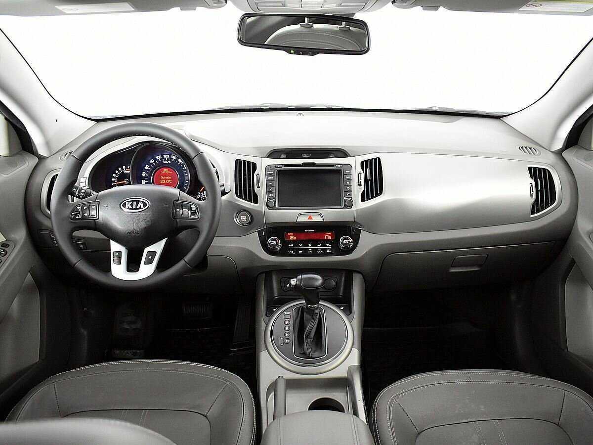 Kia Sportage с пробегом — 2011 год. Фото: #9