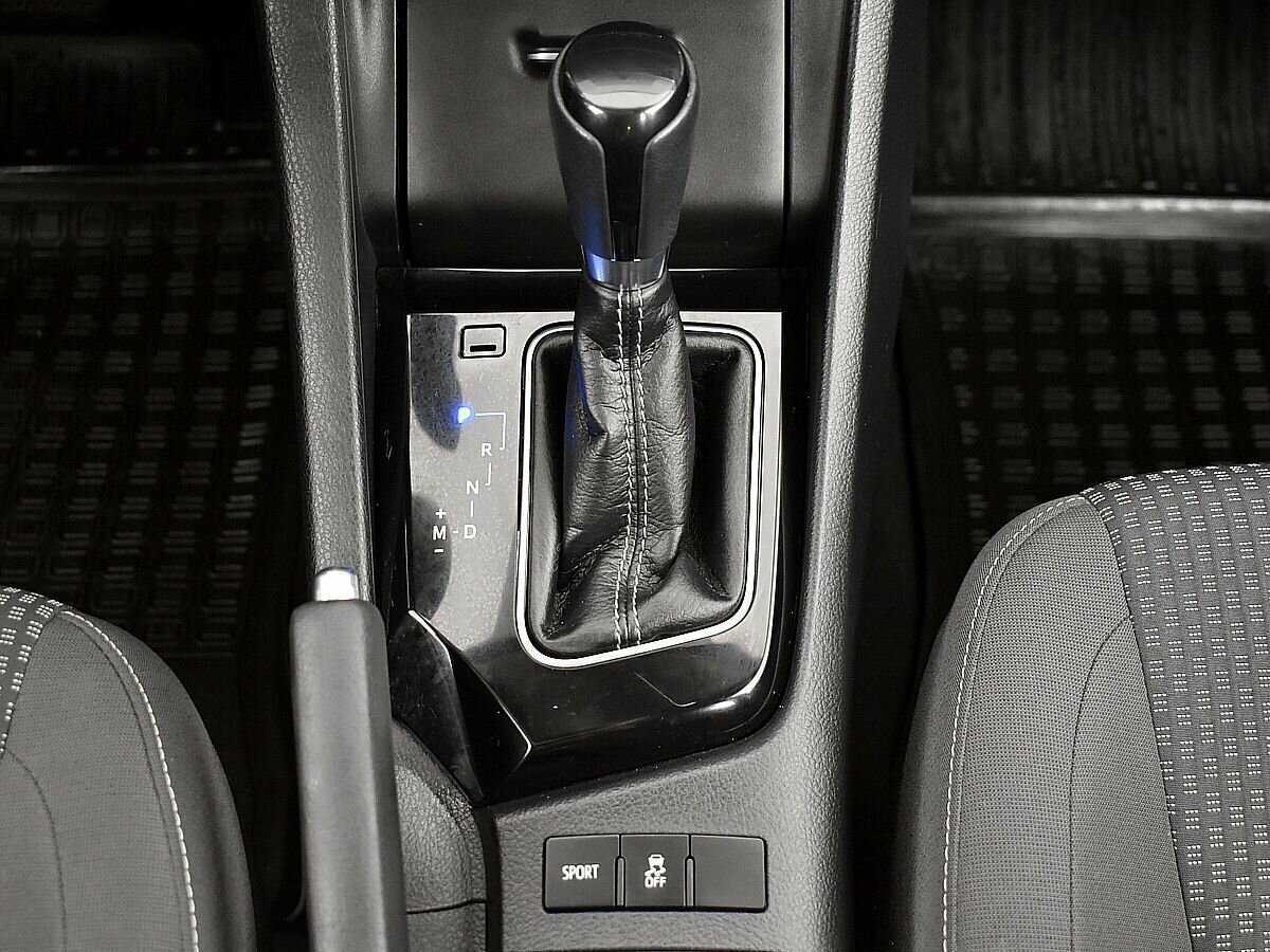 Toyota Corolla с пробегом — 2017 год. Фото: #14