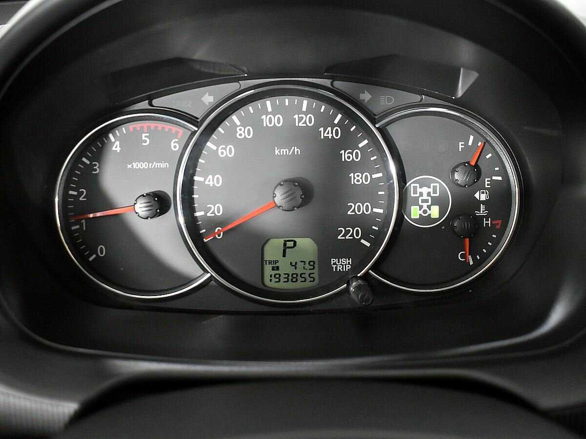 Mitsubishi Pajero Sport с пробегом — 2011 год. Фото: #11