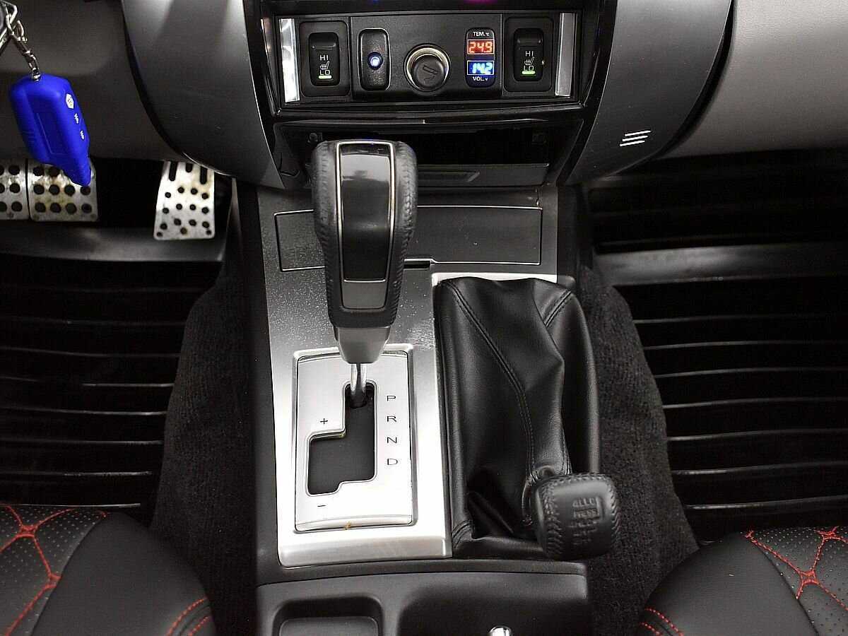 Mitsubishi Pajero Sport с пробегом — 2011 год. Фото: #14