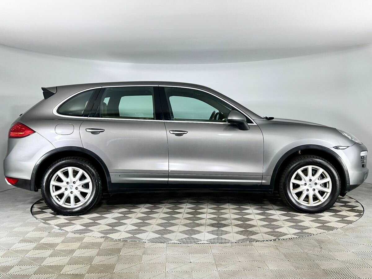 Porsche Cayenne с пробегом — 2012 год. Фото: #4