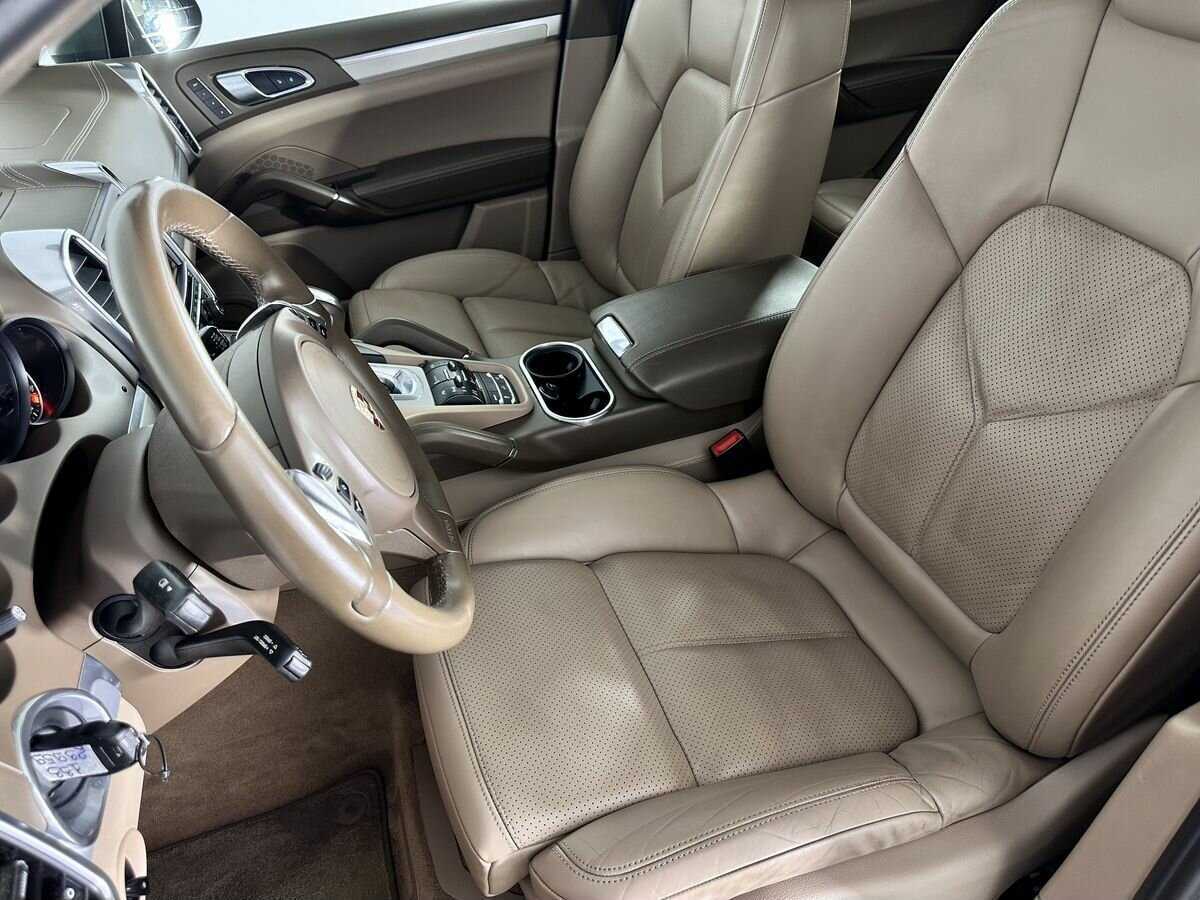 Porsche Cayenne с пробегом — 2012 год. Фото: #7