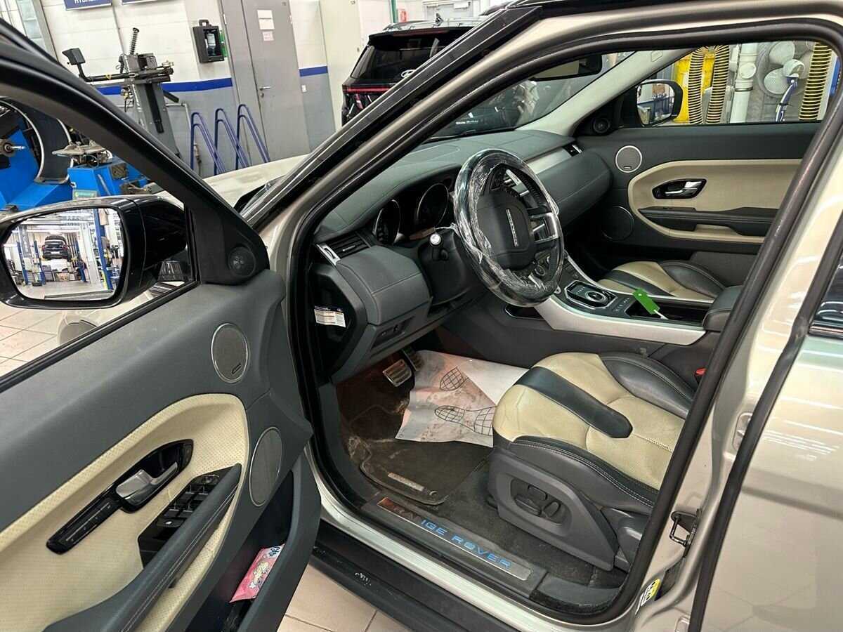 Land Rover Range Rover Evoque с пробегом — 2012 год. Фото: #16