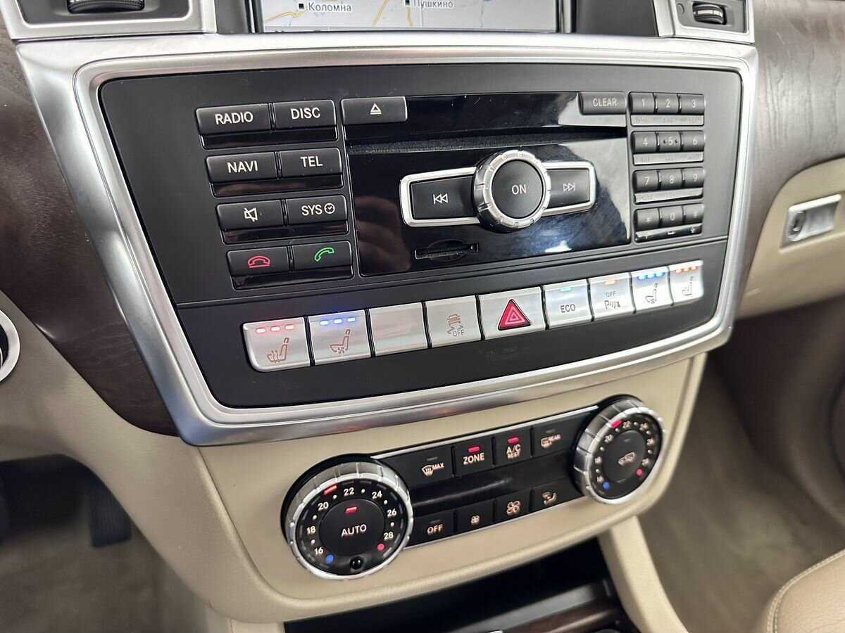 Mercedes-Benz GL-Класс с пробегом — 2014 год. Фото: #12