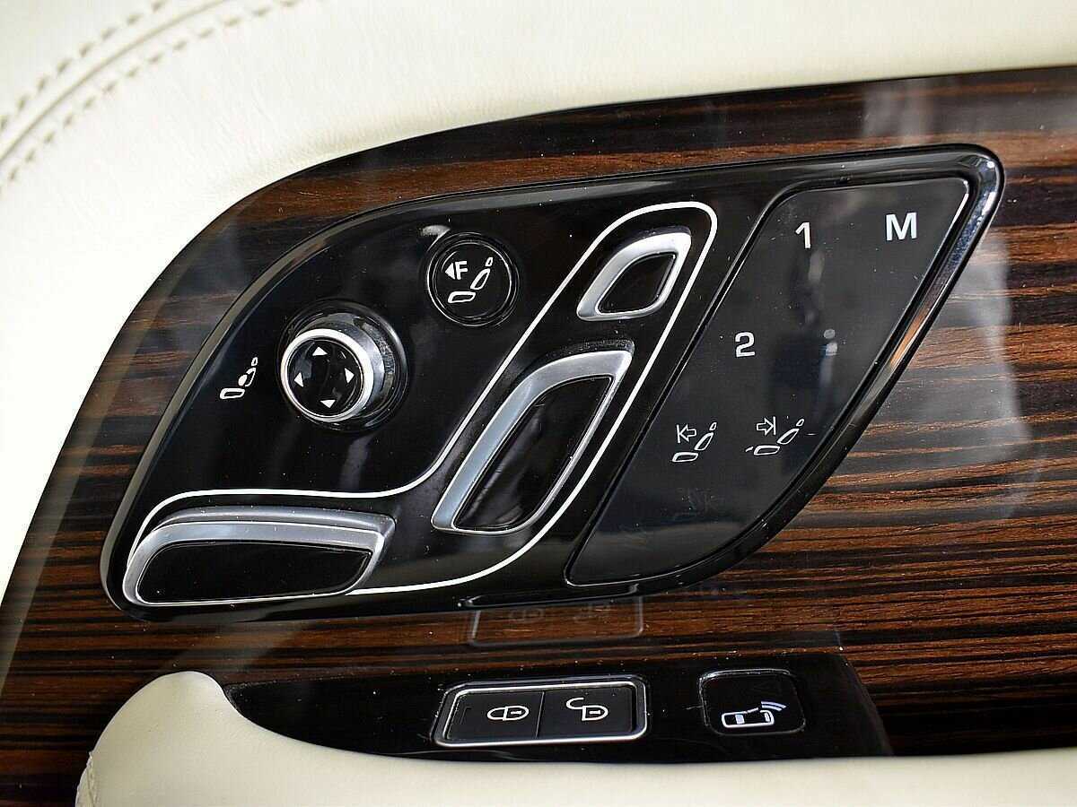 Land Rover Range Rover с пробегом — 2018 год. Фото: #18