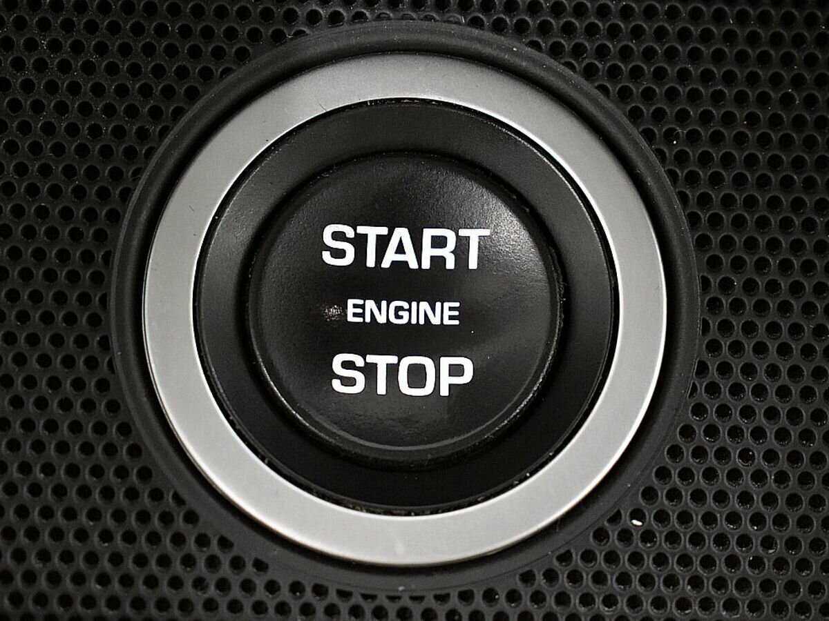 Land Rover Range Rover с пробегом — 2018 год. Фото: #22