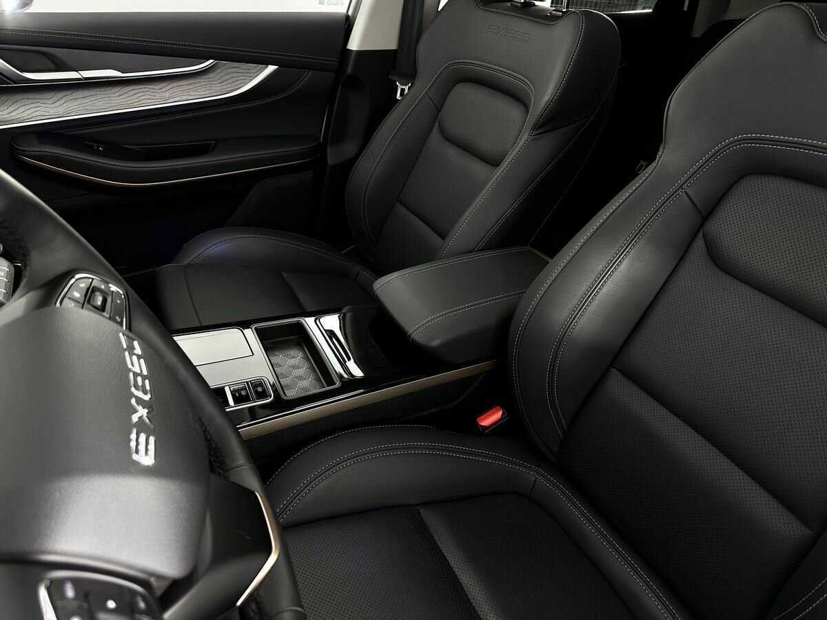 EXEED LX с пробегом — 2023 год. Фото: #7