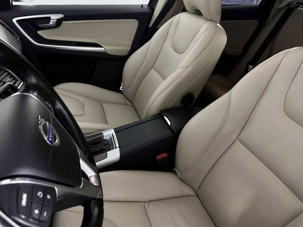 Volvo XC60 с пробегом — 2014 год. Фото: #7