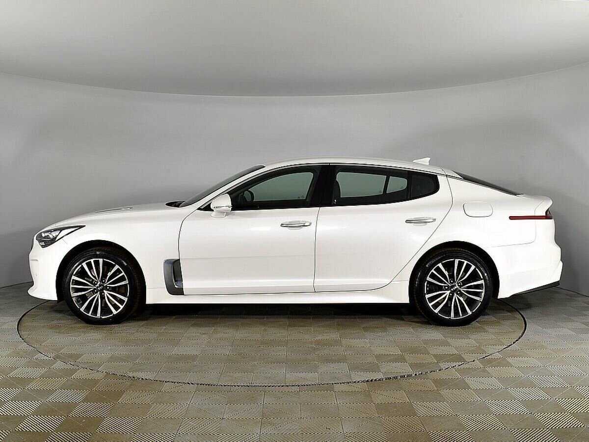 Kia Stinger с пробегом — 2018 год. Фото: #4