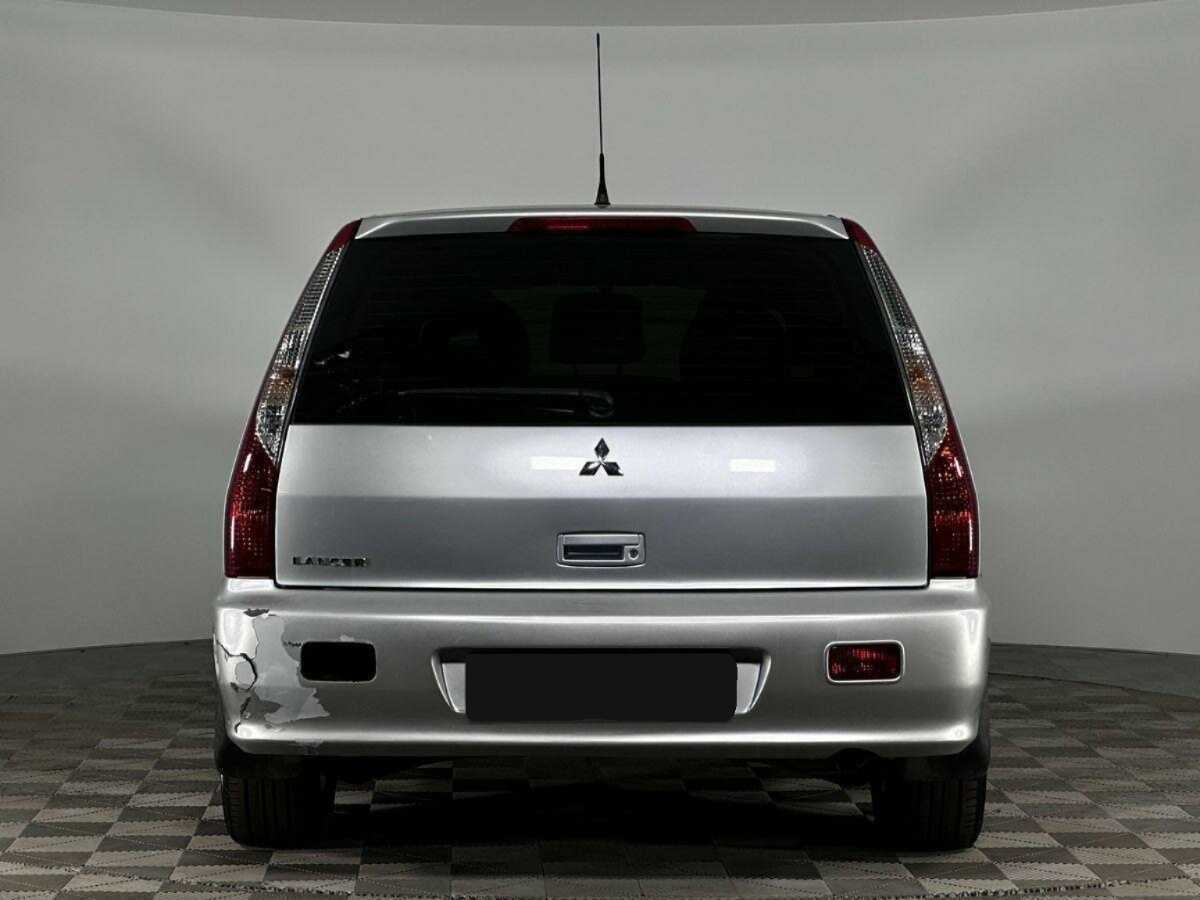 Mitsubishi Lancer с пробегом — 2007 год. Фото: #3