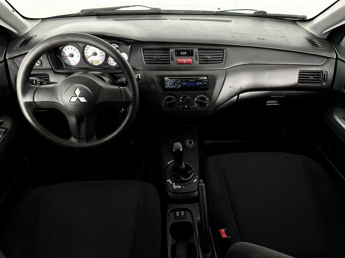 Mitsubishi Lancer с пробегом — 2007 год. Фото: #6
