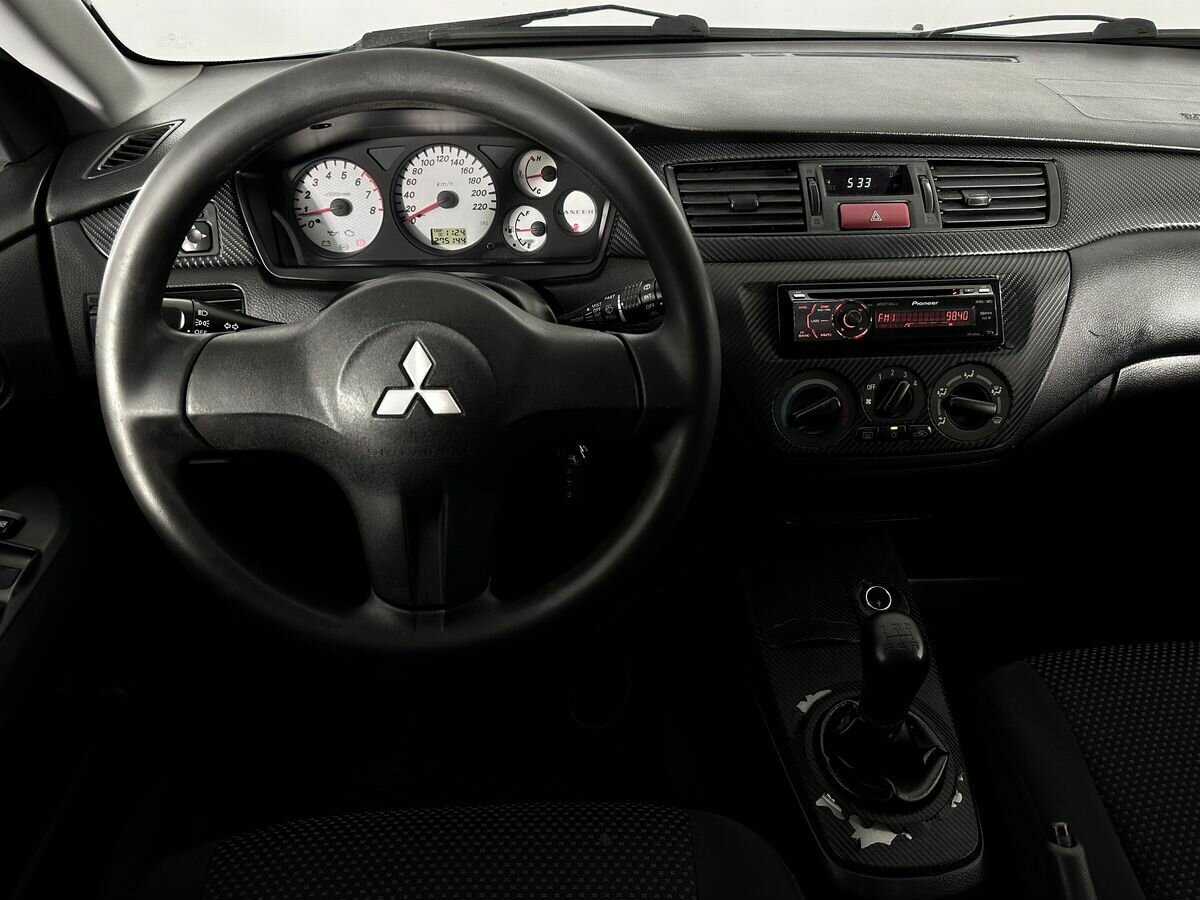 Mitsubishi Lancer с пробегом — 2007 год. Фото: #7
