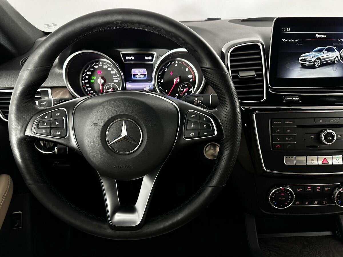 Mercedes-Benz GLE с пробегом — 2017 год. Фото: #9