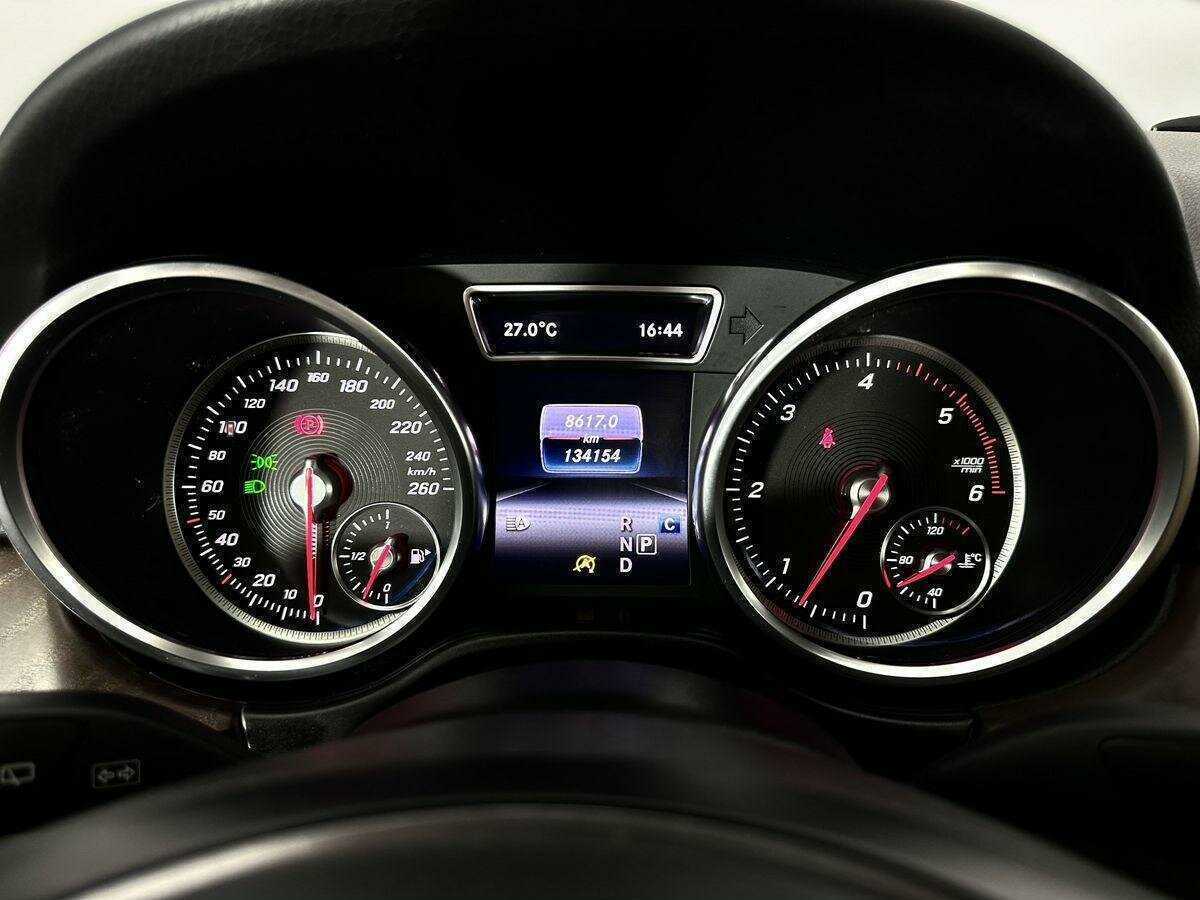 Mercedes-Benz GLE с пробегом — 2017 год. Фото: #10