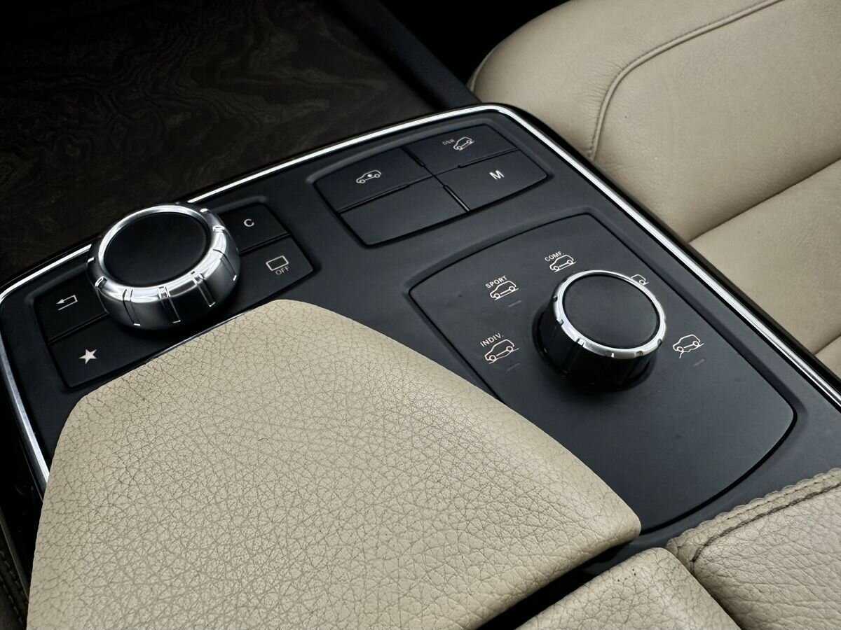 Mercedes-Benz GLE с пробегом — 2017 год. Фото: #13