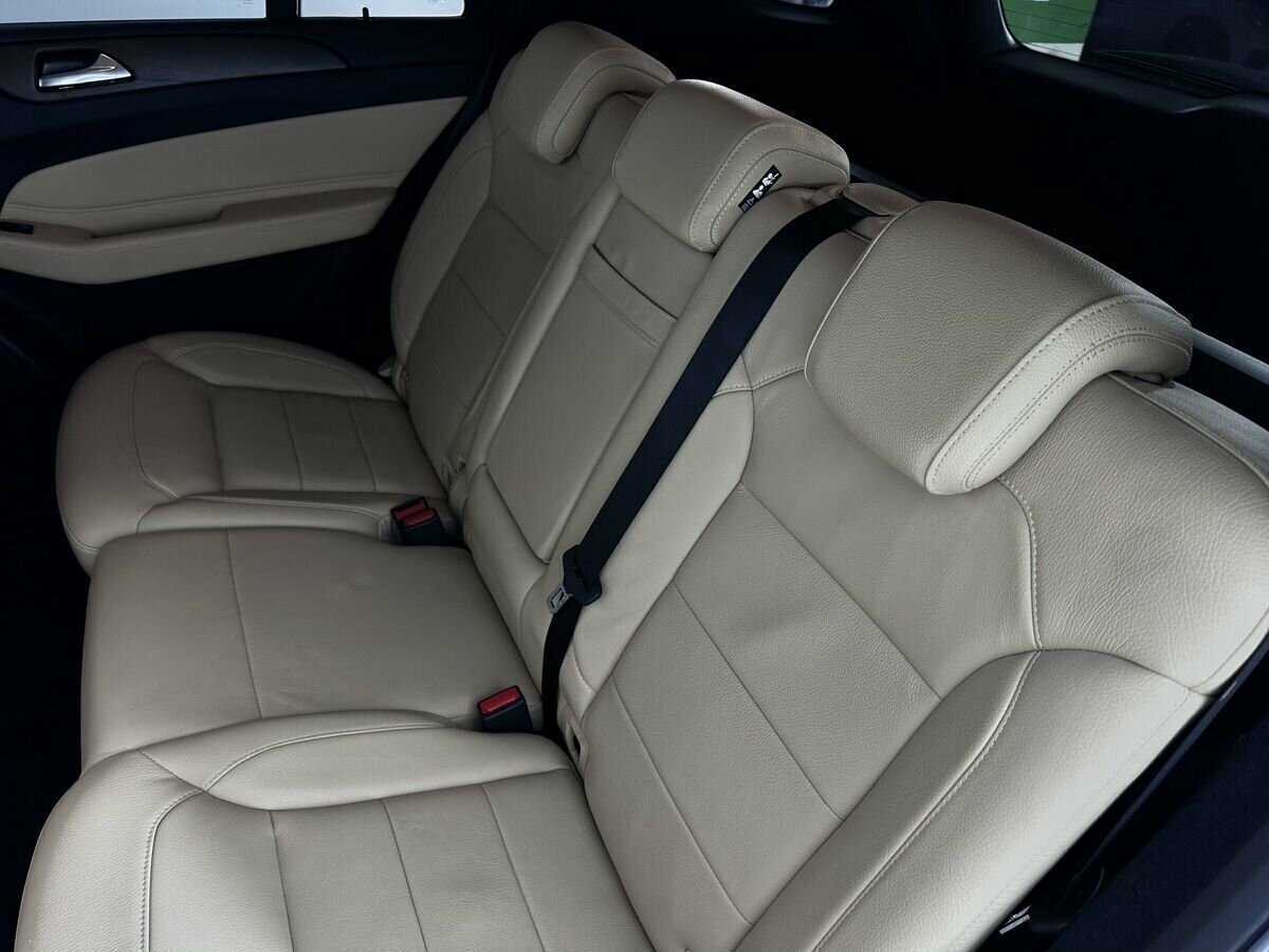 Mercedes-Benz GLE с пробегом — 2017 год. Фото: #16