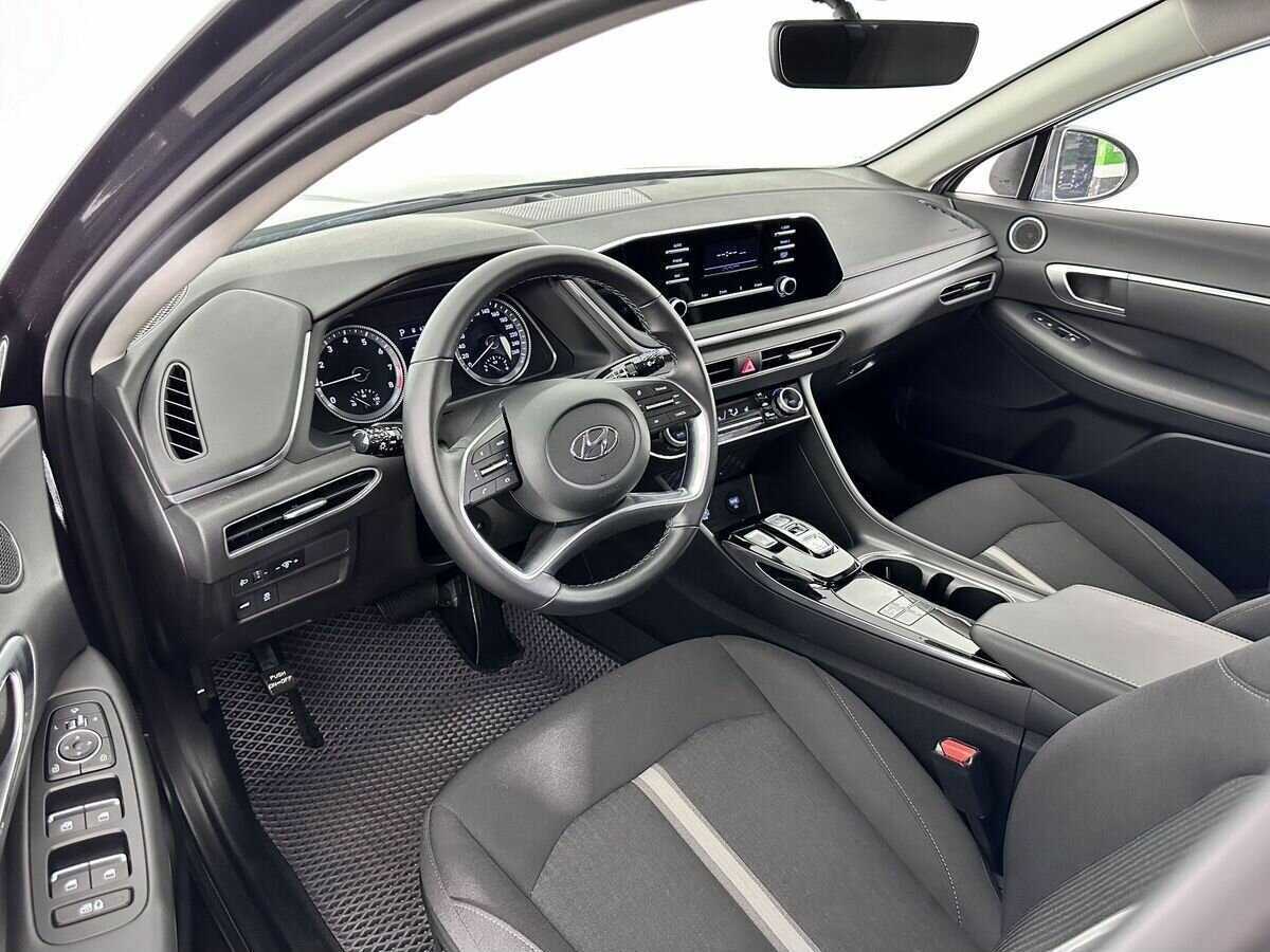 Hyundai Sonata с пробегом — 2022 год. Фото: #6