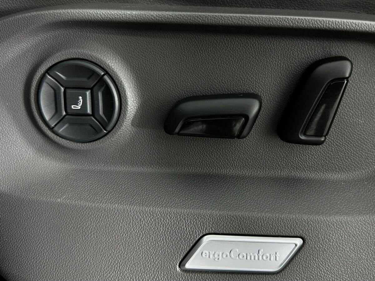 Volkswagen Touareg с пробегом — 2020 год. Фото: #15