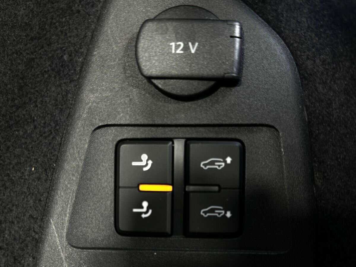 Volkswagen Touareg с пробегом — 2020 год. Фото: #18