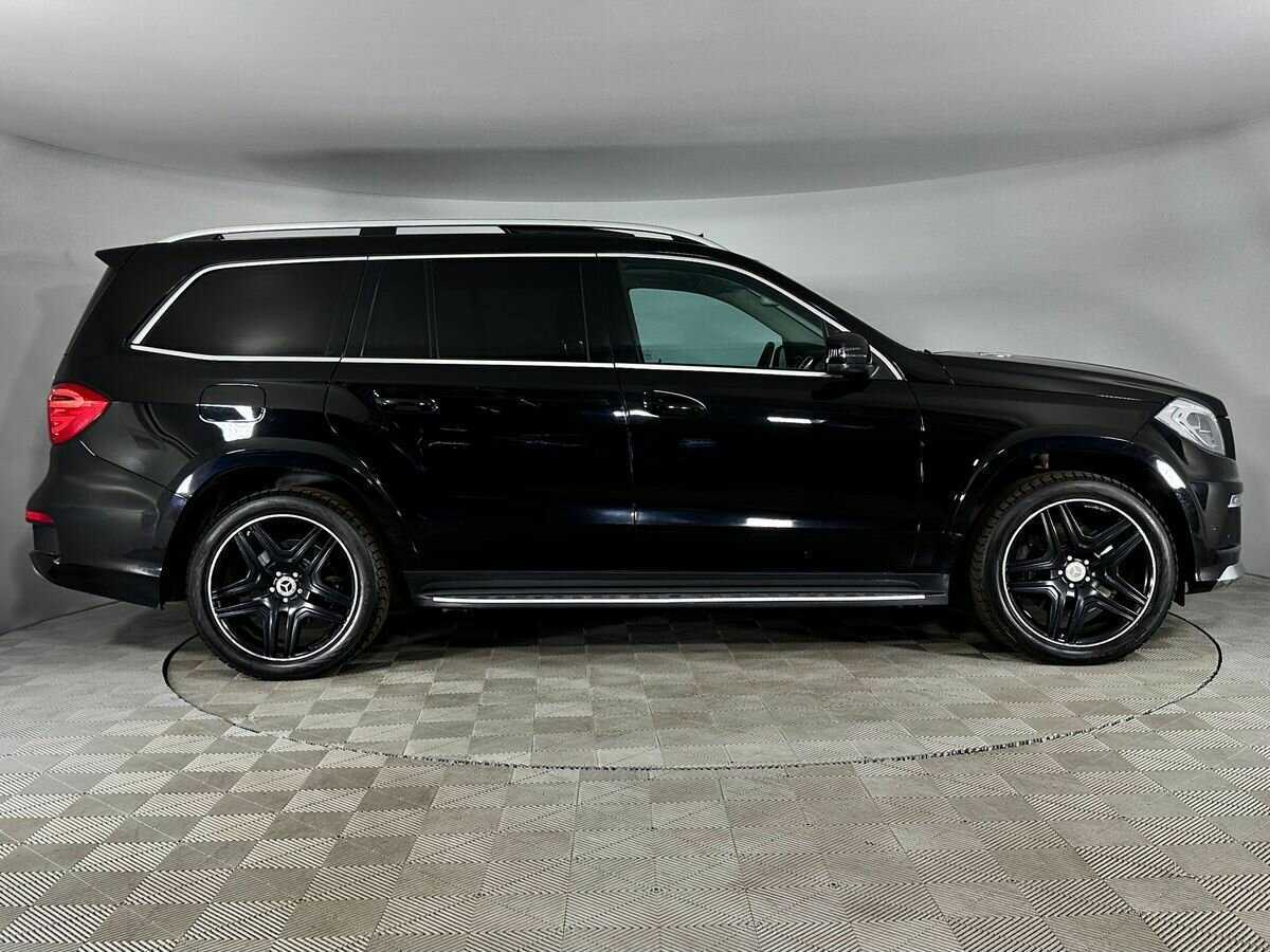 Mercedes-Benz GL-Класс с пробегом — 2015 год. Фото: #4