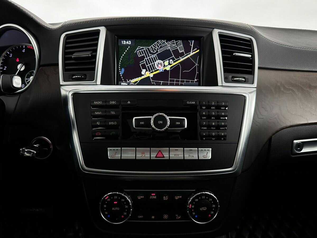 Mercedes-Benz GL-Класс с пробегом — 2015 год. Фото: #14